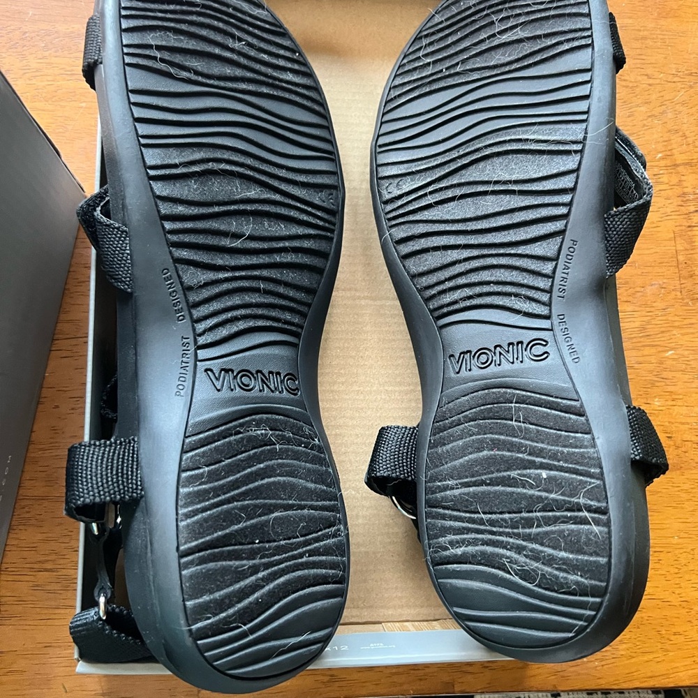Vionic Black Sandals for Women - Picture 3 of 4